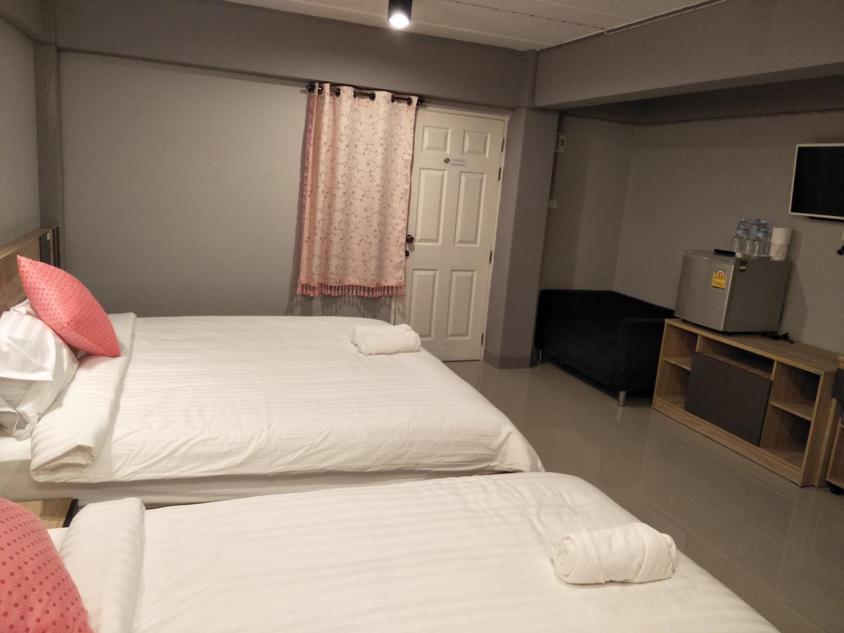 אובון רטצ'תאני Rinrada Place Hotel מראה חיצוני תמונה