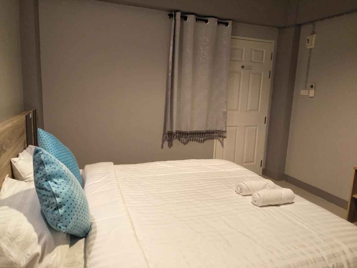 אובון רטצ'תאני Rinrada Place Hotel מראה חיצוני תמונה