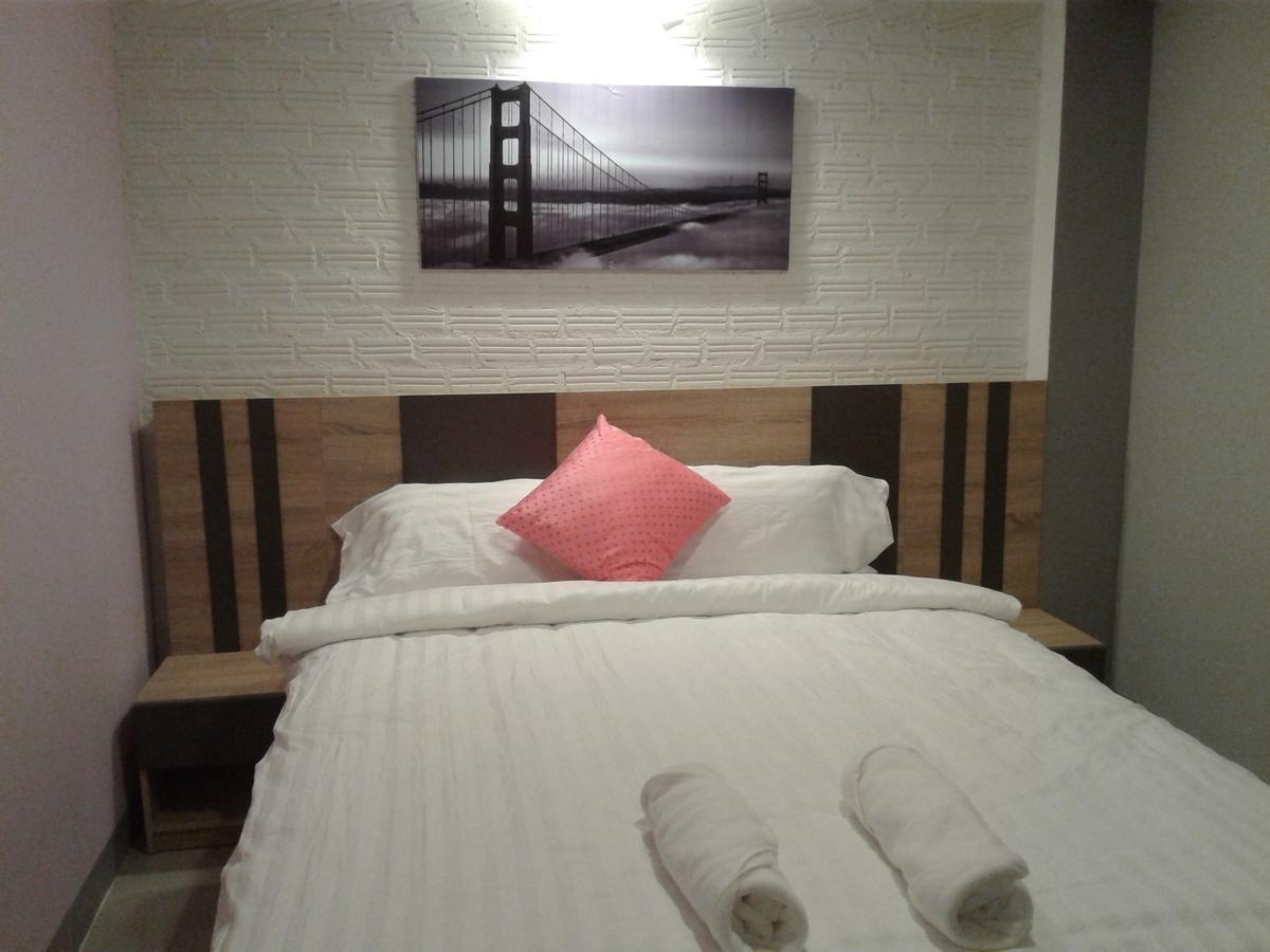 אובון רטצ'תאני Rinrada Place Hotel מראה חיצוני תמונה