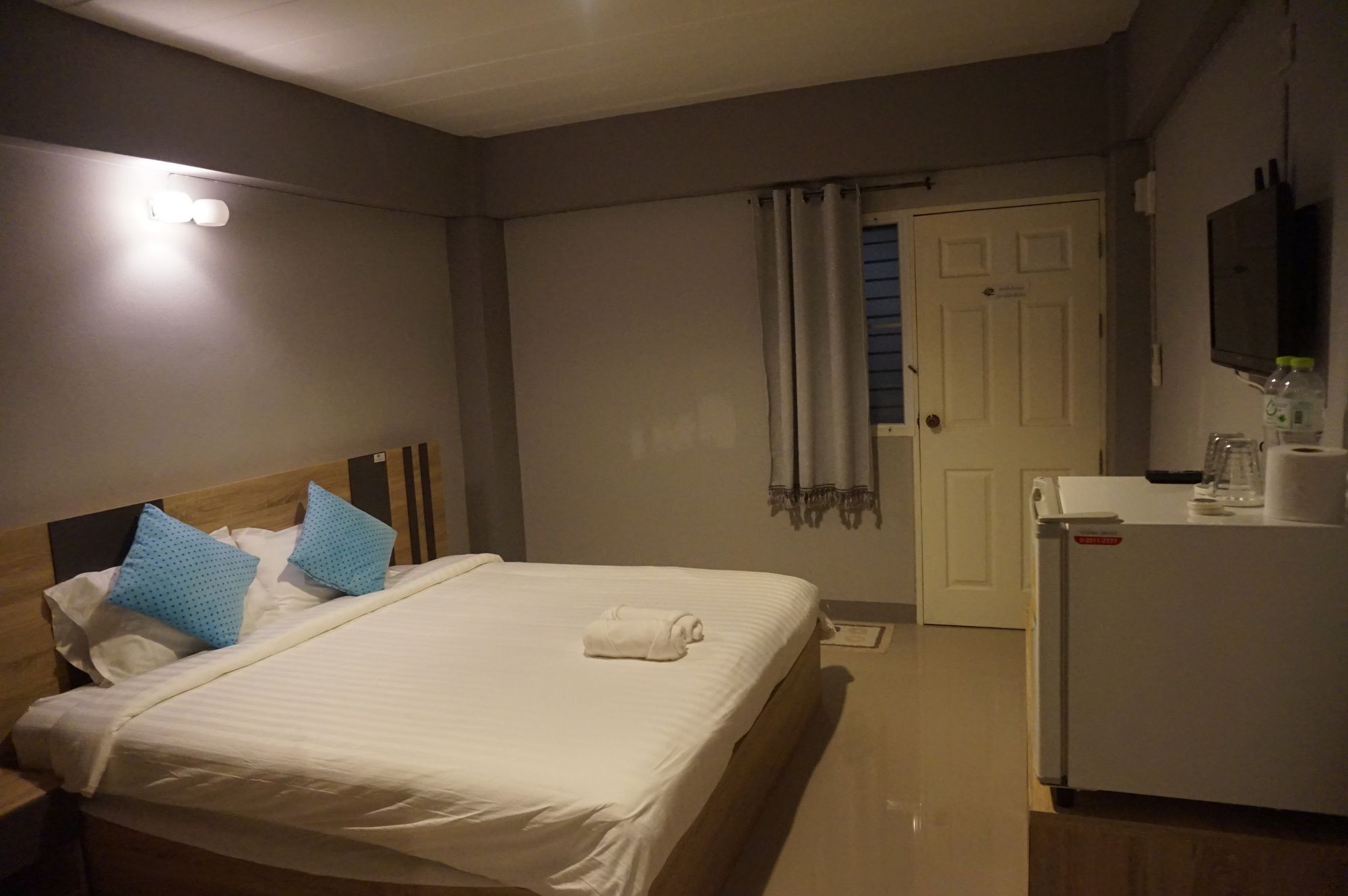 אובון רטצ'תאני Rinrada Place Hotel מראה חיצוני תמונה