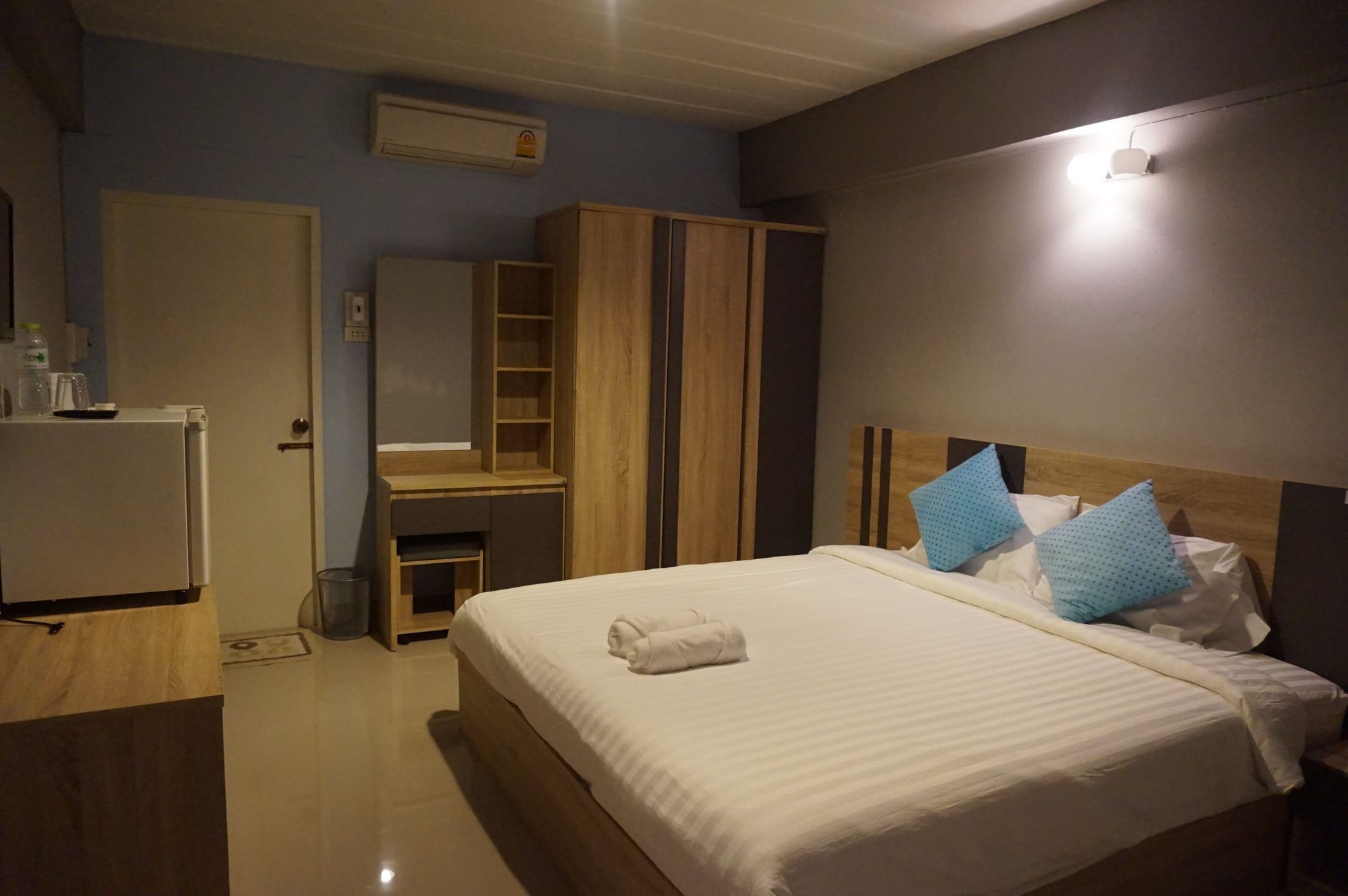 אובון רטצ'תאני Rinrada Place Hotel מראה חיצוני תמונה