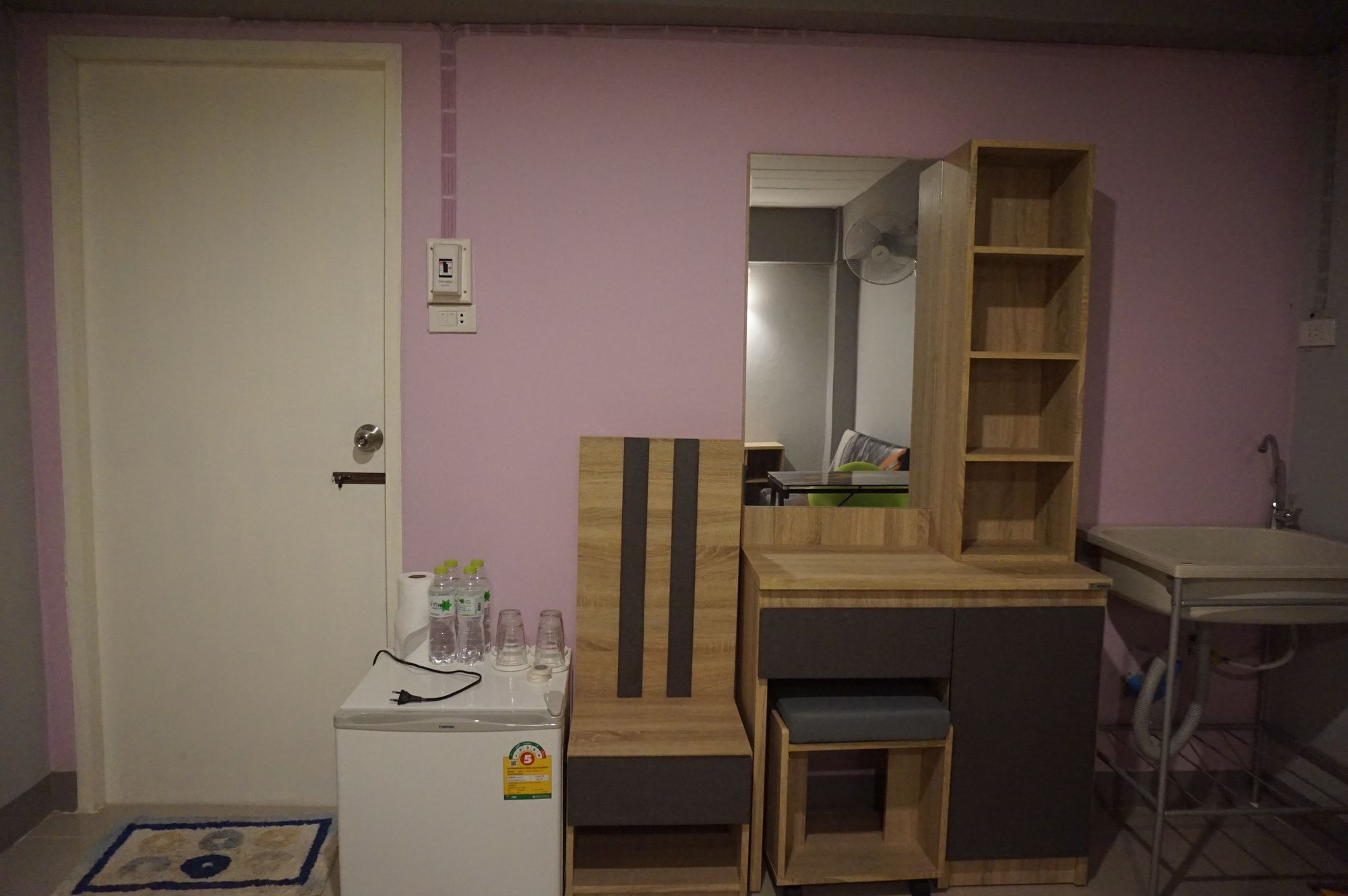 אובון רטצ'תאני Rinrada Place Hotel מראה חיצוני תמונה