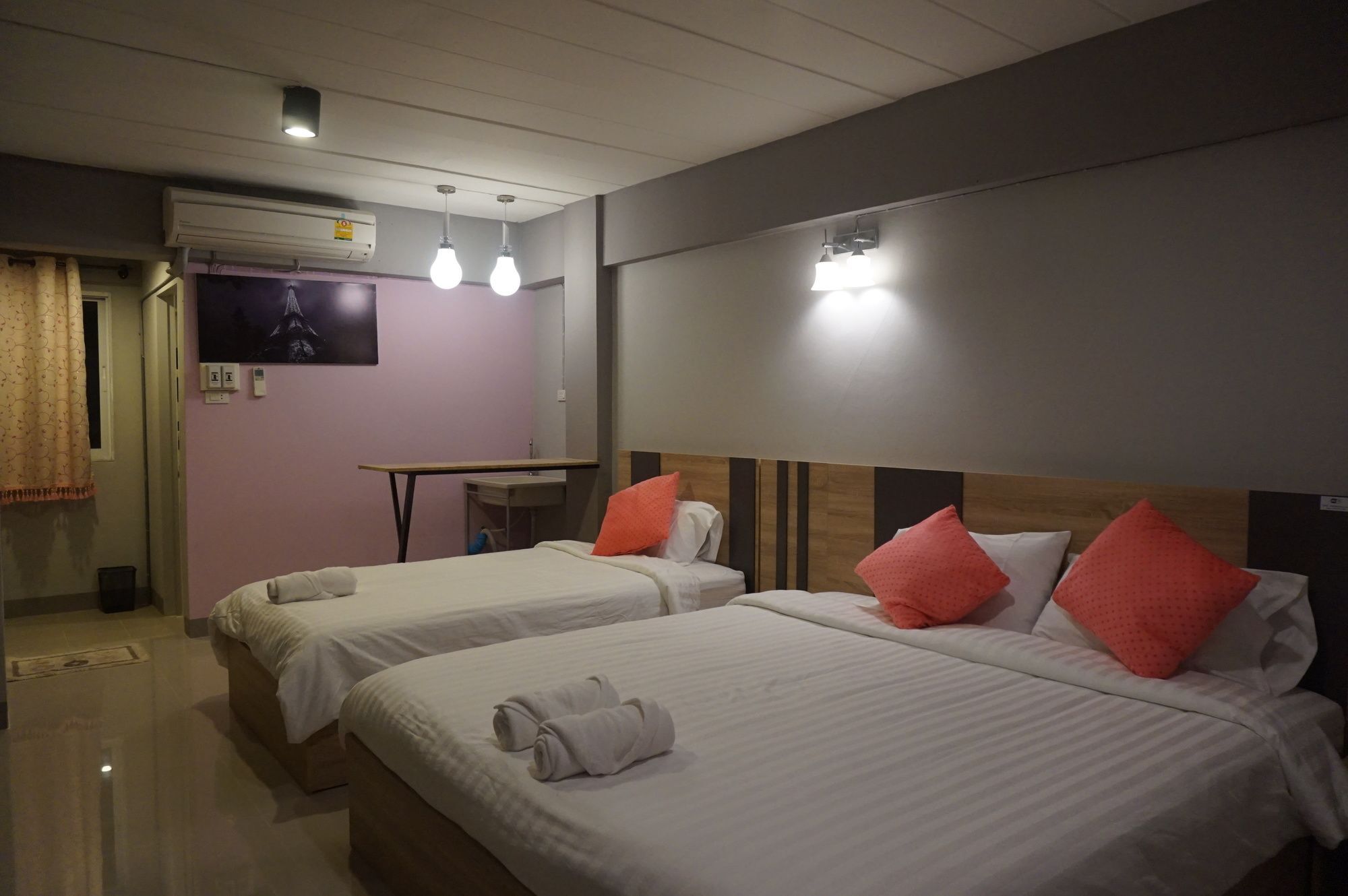 אובון רטצ'תאני Rinrada Place Hotel מראה חיצוני תמונה